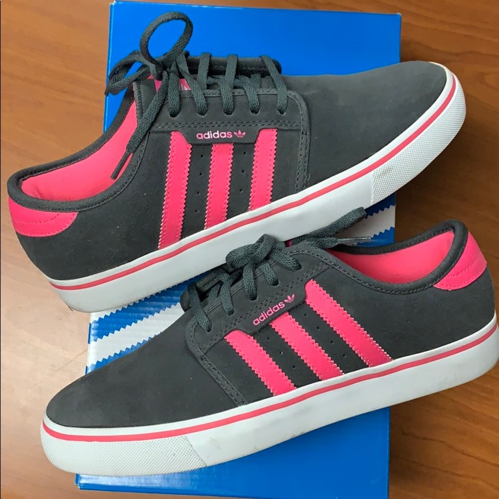 Adidas Seeley J